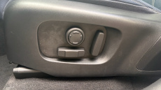 Land Rover Range Rover Velar 2.0 D200 R-Dynamic SE 5dr Auto Diesel Estate